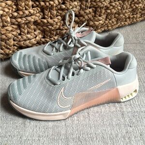 Nike metcon 9 (women’s)